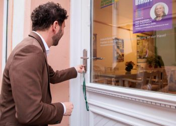 Banaszak öffnet „Fenster zum Osten“