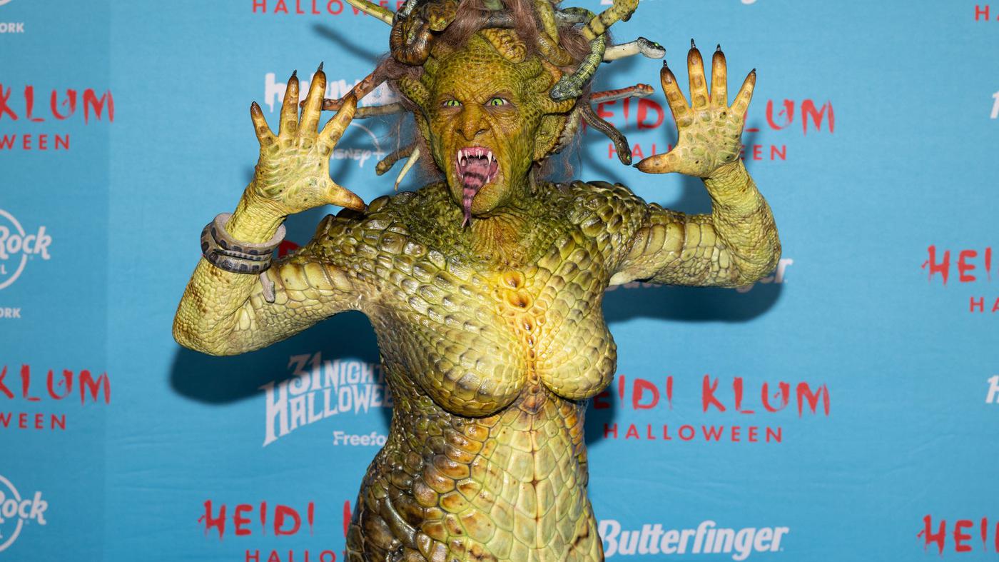 Heidi Klum kommt als Medusa zu ihrer Halloween-Party