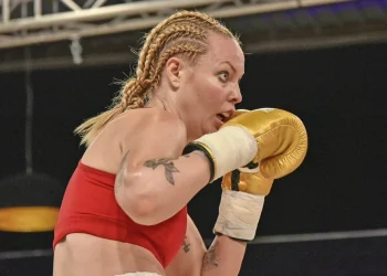 Vom Model zur Salafistin: Hanna Hansen wirbt für das Scharia-Gesetz