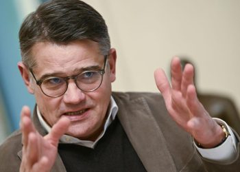 Hessens Ministerpräsident Rhein erwartet bald weitere Minderheitsregierungen