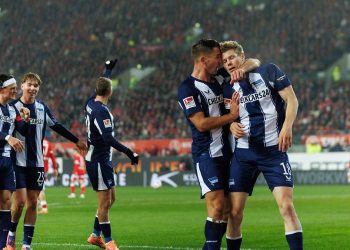 Ausgleich in letzter Minute aberkannt: Hertha BSC stürmt Betzenberg