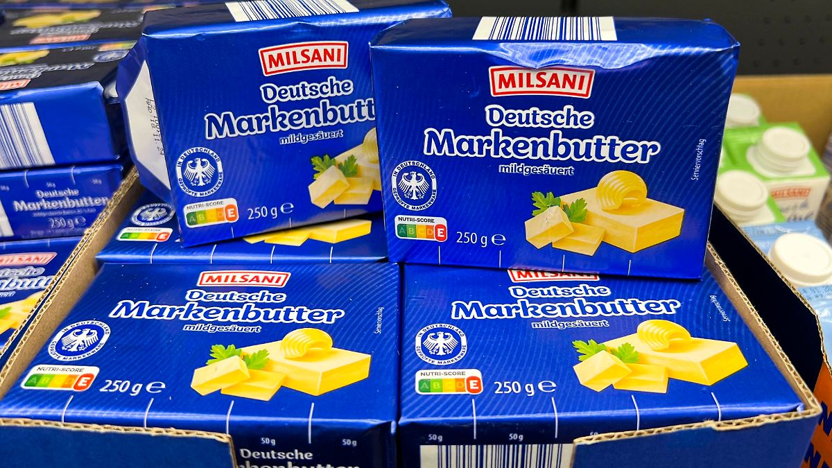 Verband ruft Politiker auf: Butterpreiskampf bringt Milchbauern in Bedrängnis