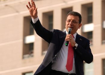 Die Staatsanwaltschaft fordert 2.352 Jahre Gefängnis für Erdogans Gegner Imamoglu