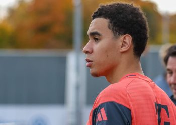 Christoph Freund reagiert auf eine brisante Frage zu Musialas Rückkehr