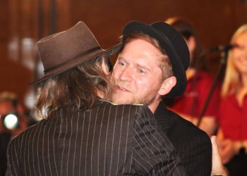 Johannes Oerding spricht über Lindenberg und neues Album Hotel