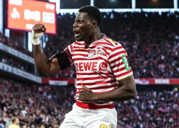 Hamburg kassiert zwei Platzverweise: Der FC gewinnt einen rasanten Schlagabtausch gegen den HSV