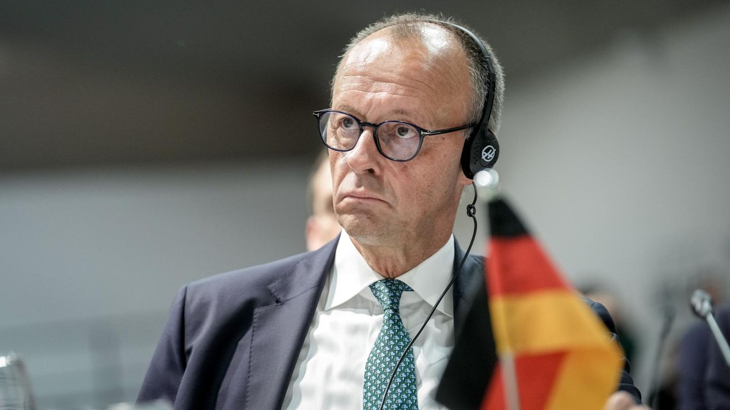 Warum Merz beim Klimagipfel spürbar verkrampft wirkt