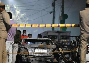 Bei Explosion in Neu-Delhi sind Menschen ums Leben gekommen