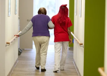 Löhne in der Pflege: MV ist bundesweit Schlusslicht – Hamburg an der Spitze