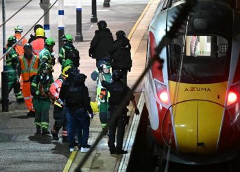 England: Im Zug nach London werden mehrere Menschen erstochen