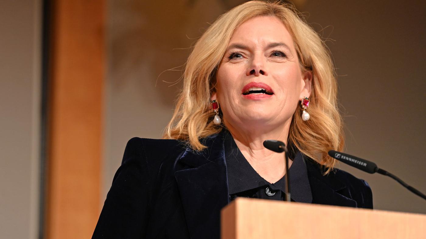 Bundestagspräsident Klöckner fordert strengere Regeln gegen Prostitution