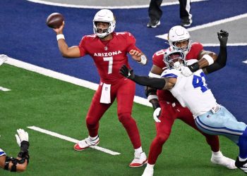 Die Arizona Cardinals gewinnen bei den Dallas Cowboys dank Jacoby Brissett