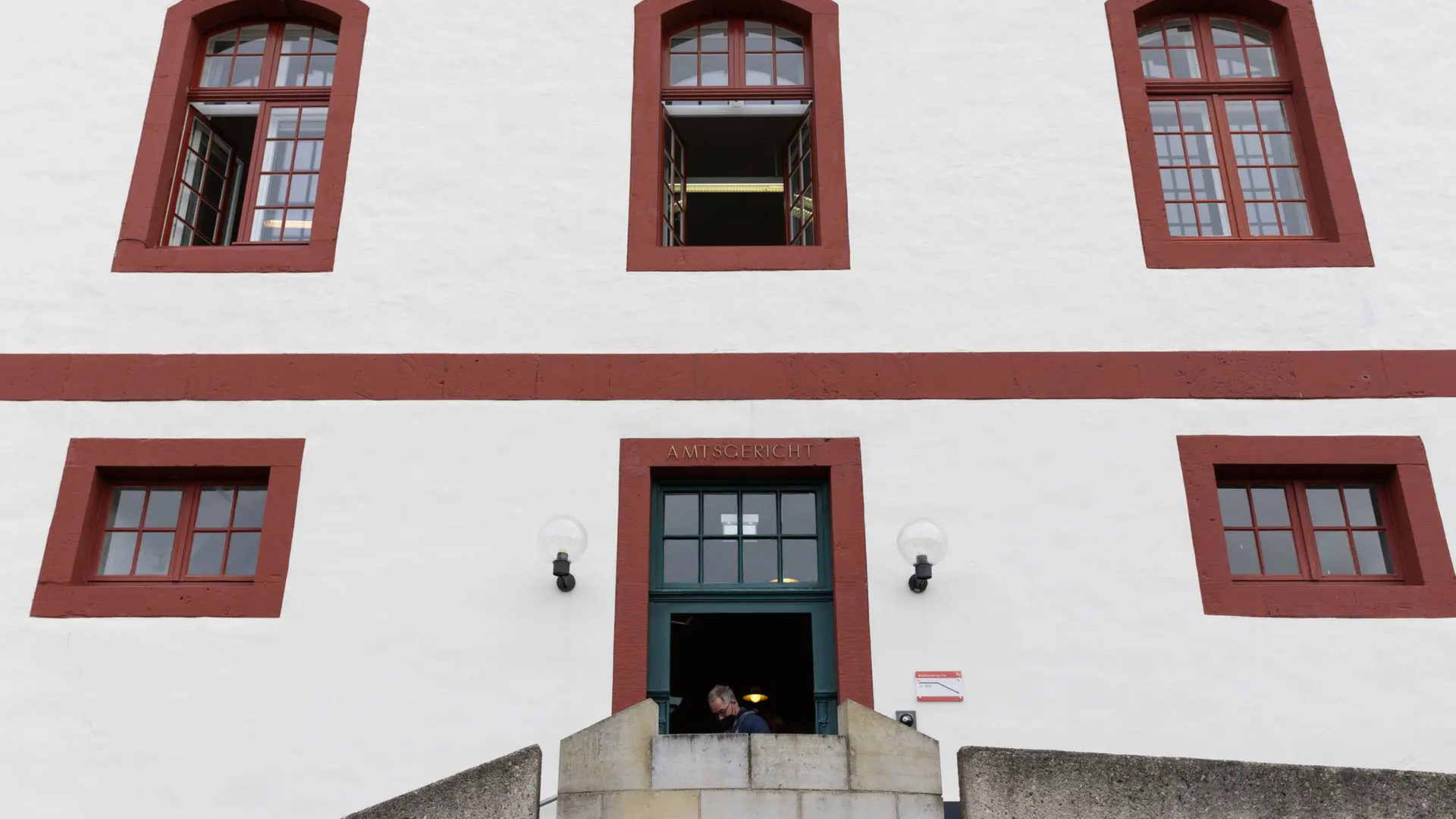 Betrug beim Verkauf von Rindfleisch? Angeklagter bestreitet Vorwürfe