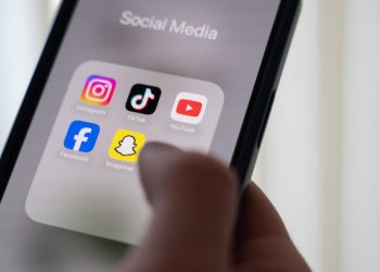 Bertelsmann-Studie: AfD und Linke profitierten im Wahlkampf von Algorithmen