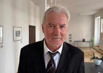 Baden-Württemberg: Baden-Baden: Oberbürgermeister Dietmar Späth verursacht unter Alkoholeinfluss einen Unfall