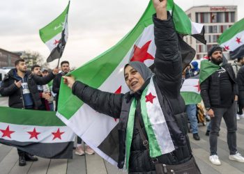 Deutlich weniger Menschen kommen aus Syrien und deutlich mehr verlassen Deutschland