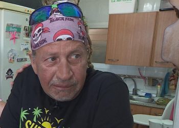 Thommy Schmelz wird ins Krankenhaus eingeliefert