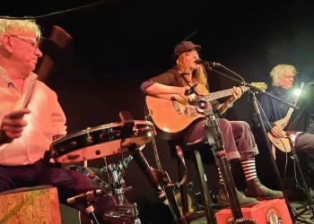 Lieder von Rio Reiser wiederbelebt: Zeitreise am Steinhuder Meer