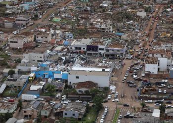 Tornado trifft Südbrasilien: Stadt fast vollständig zerstört