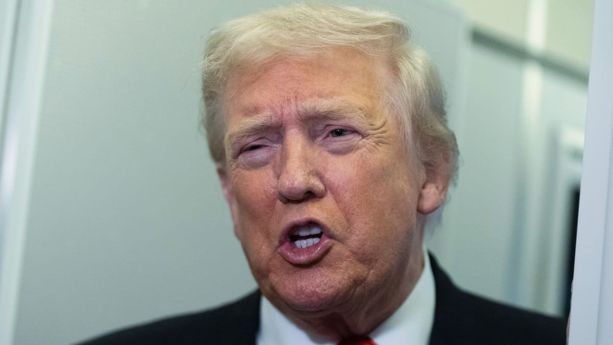 USA News I Oberster Gerichtshof stärkt Trump – Nur Männer oder Frauen im Pass