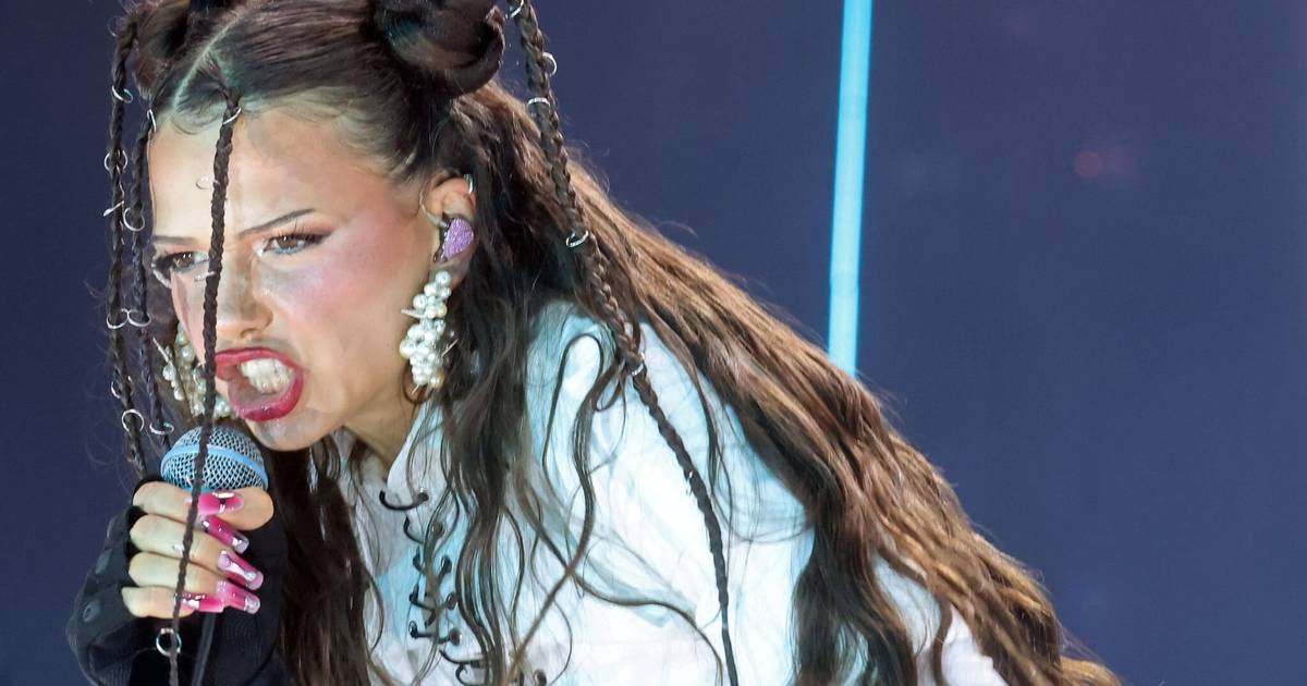 Nina Chuba gibt nach Krankheit ein Konzert in der Lanxess Arena