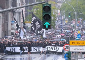 Außerdienstliche Sperre und Kavalleriestaffel – so bereitet sich die Polizei auf das Derby vor – RP Online