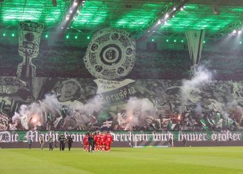 Derby zwischen Borussia und Köln: Strafanzeigen und demolierte Busse