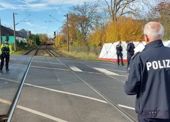 Mann an Bahnübergang der Bröhltalbahn tödlich verletzt